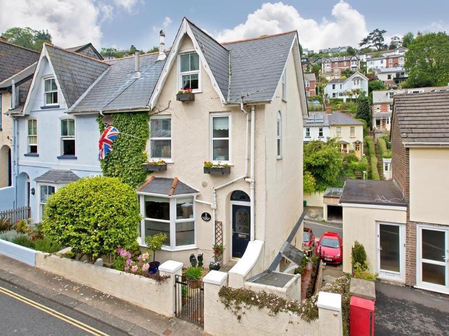 Anchor House Bed & Breakfast Dartmouth Bagian luar foto