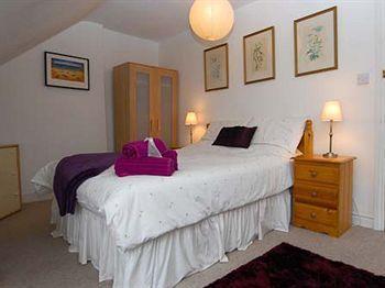 Anchor House Bed & Breakfast Dartmouth Bagian luar foto